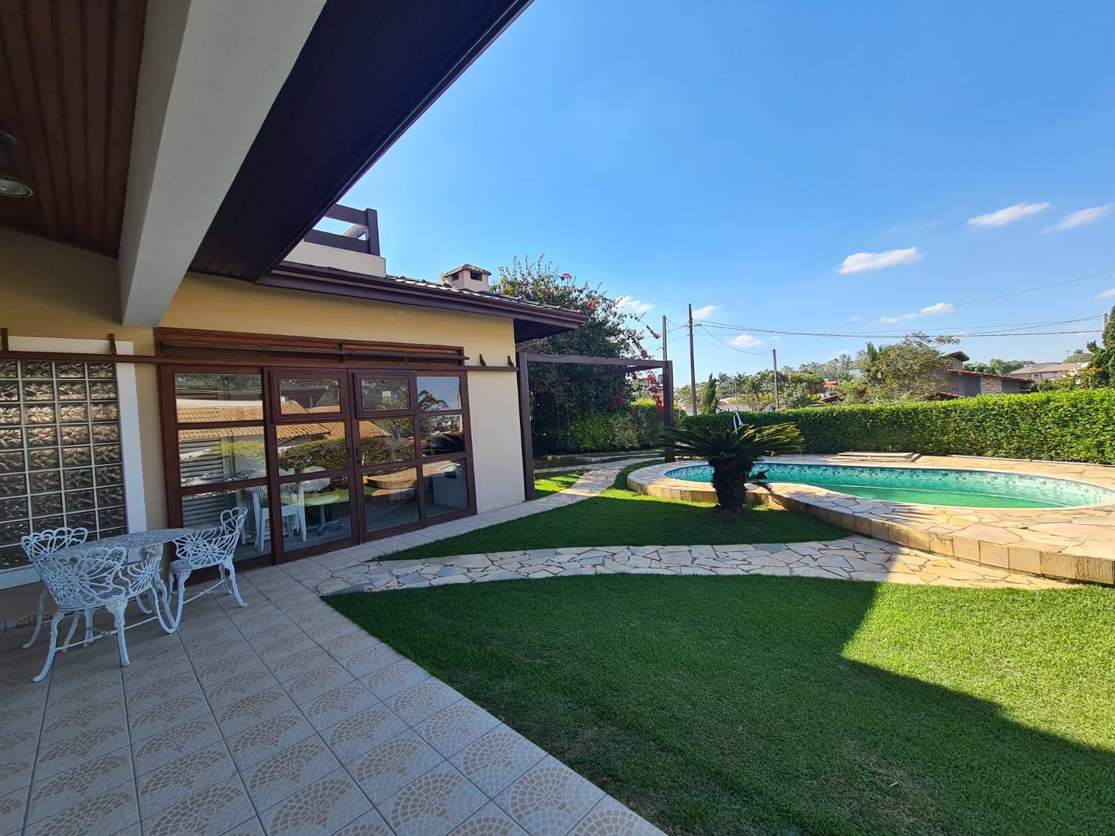 Casa de Condomínio à venda com 3 quartos, 150m² - Foto 3