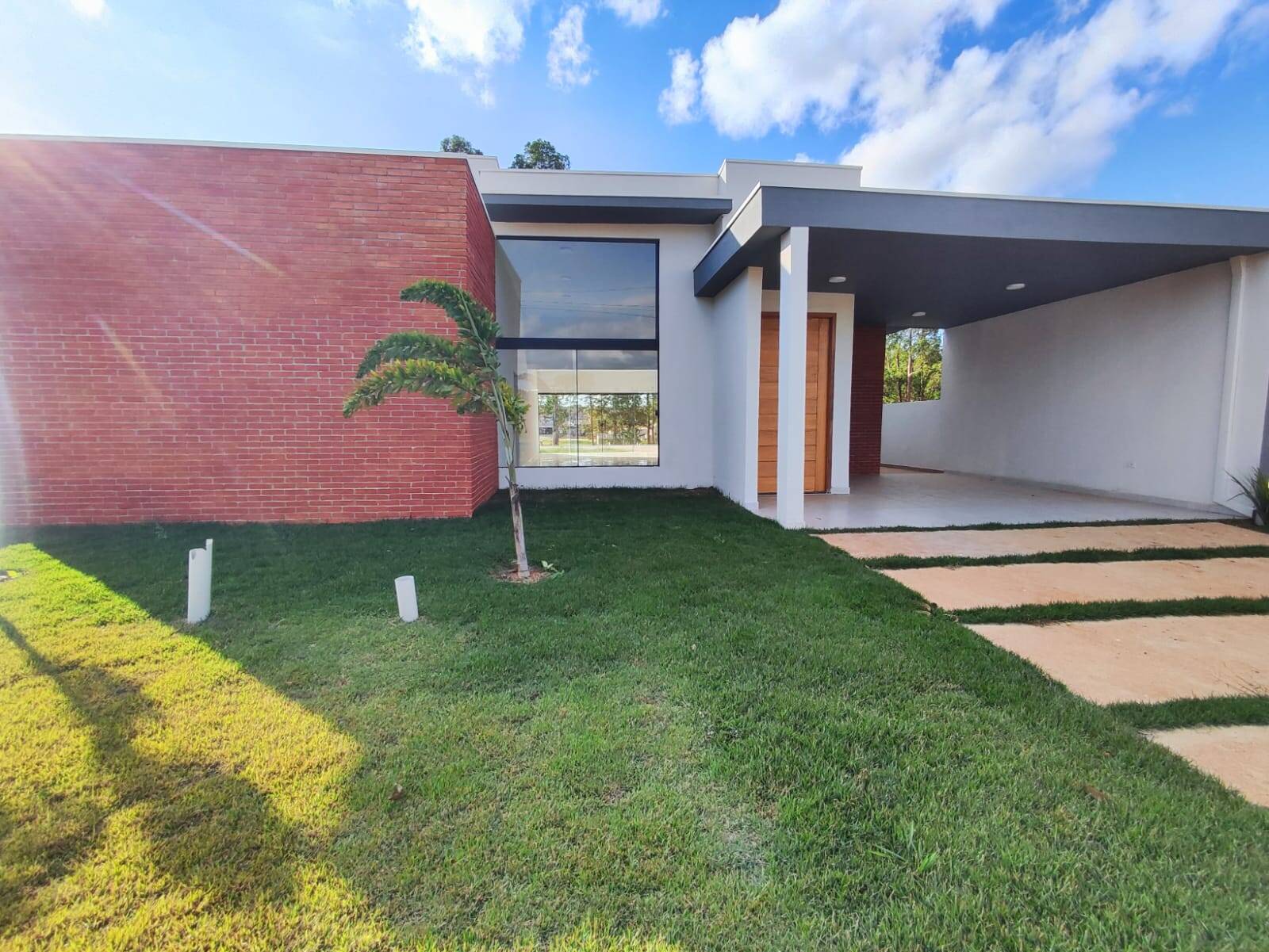 Casa de Condomínio à venda com 3 quartos, 450m² - Foto 1