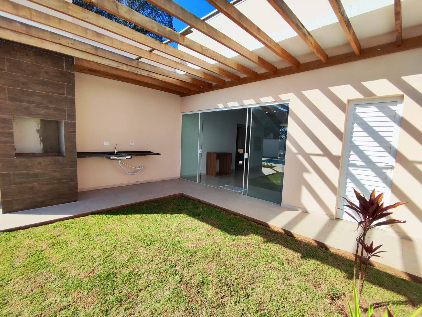 Casa de Condomínio à venda com 3 quartos, 450m² - Foto 9