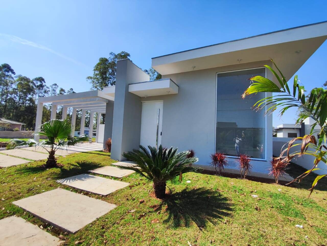 Casa de Condomínio à venda com 3 quartos, 450m² - Foto 4