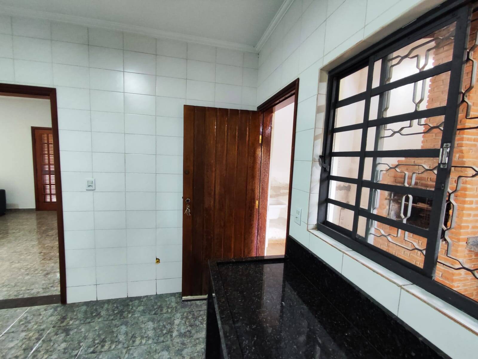 Casa à venda com 3 quartos, 450m² - Foto 15