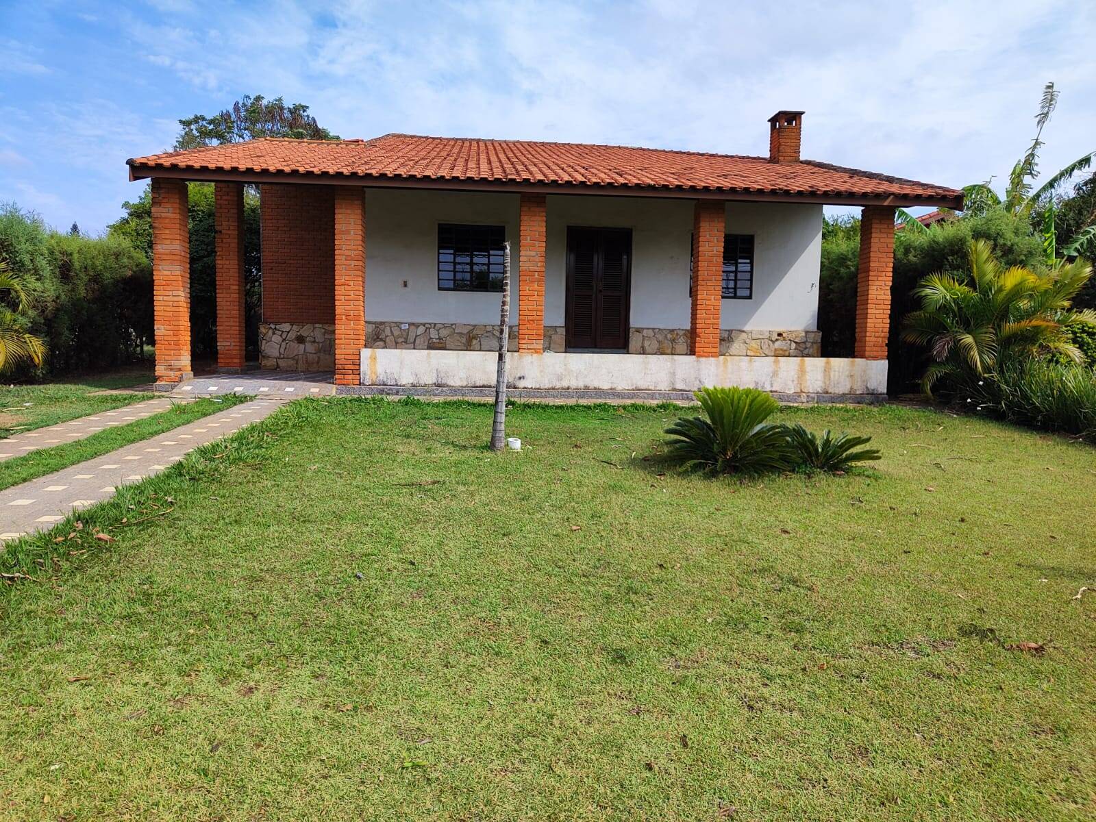 Casa à venda com 3 quartos, 450m² - Foto 2