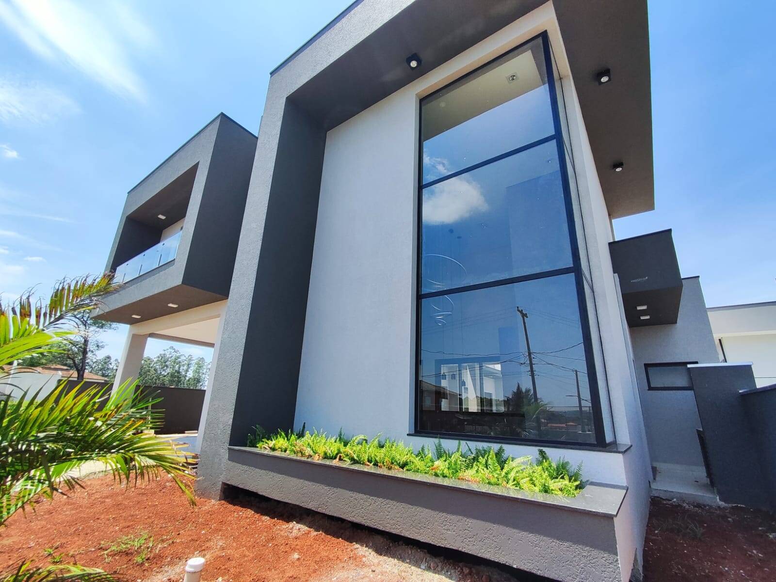 Casa de Condomínio à venda com 4 quartos, 450m² - Foto 3