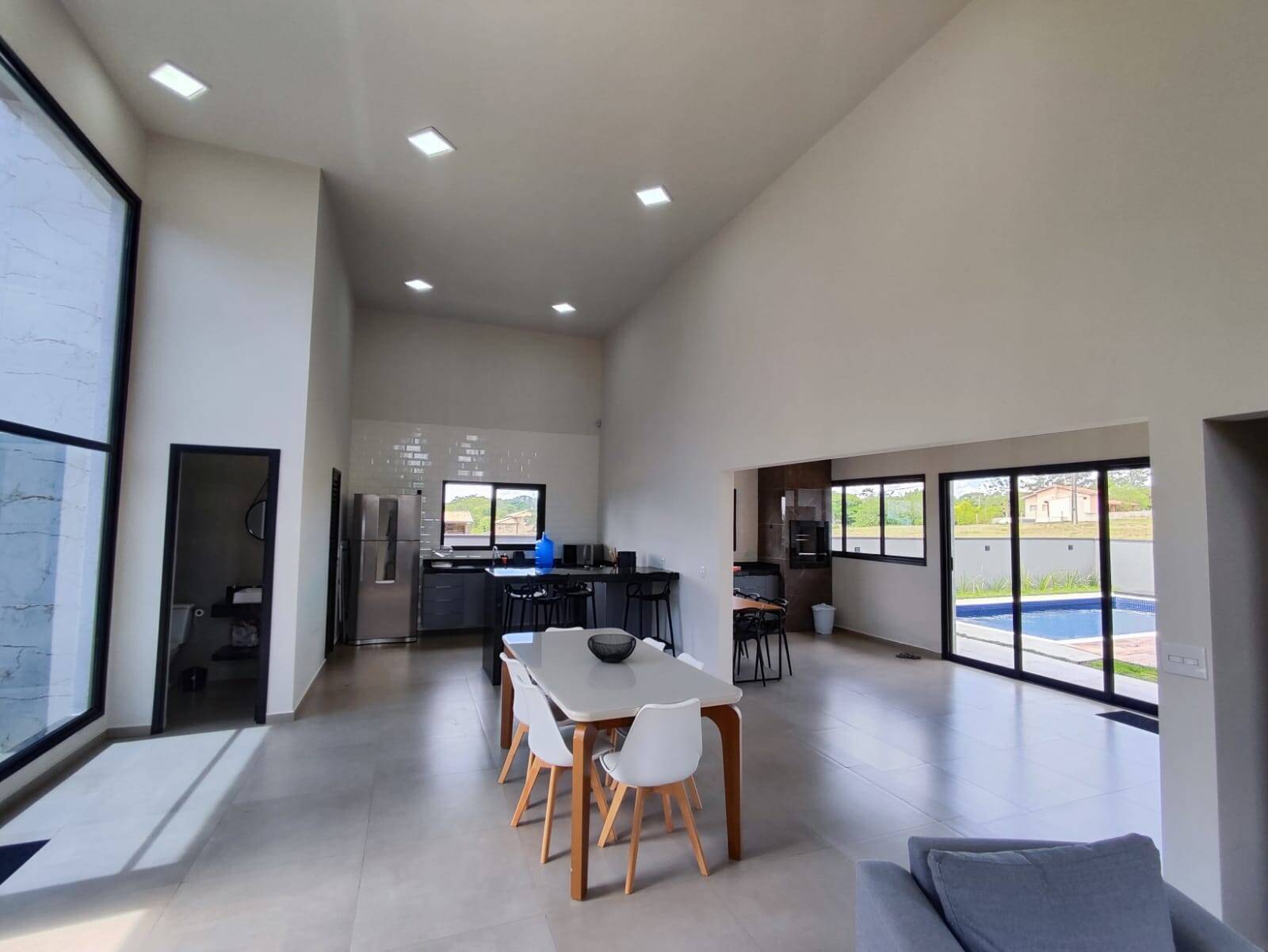 Casa de Condomínio à venda com 3 quartos, 450m² - Foto 5