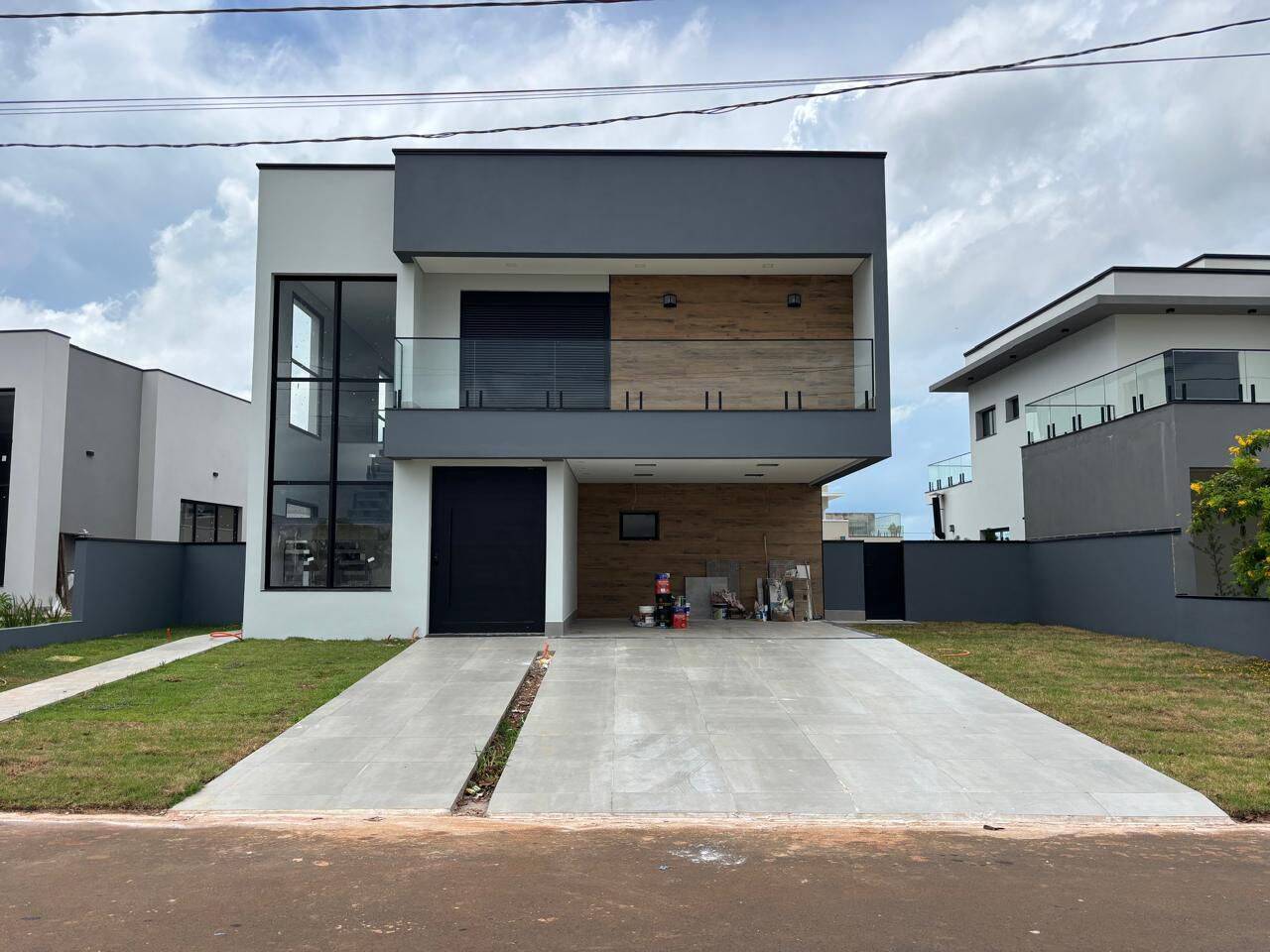 Casa de Condomínio à venda com 3 quartos, 516m² - Foto 2