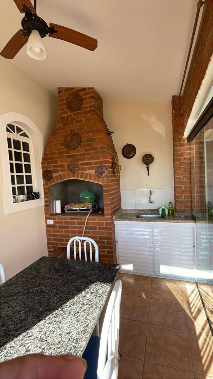 Casa de Condomínio à venda com 3 quartos, 450m² - Foto 5