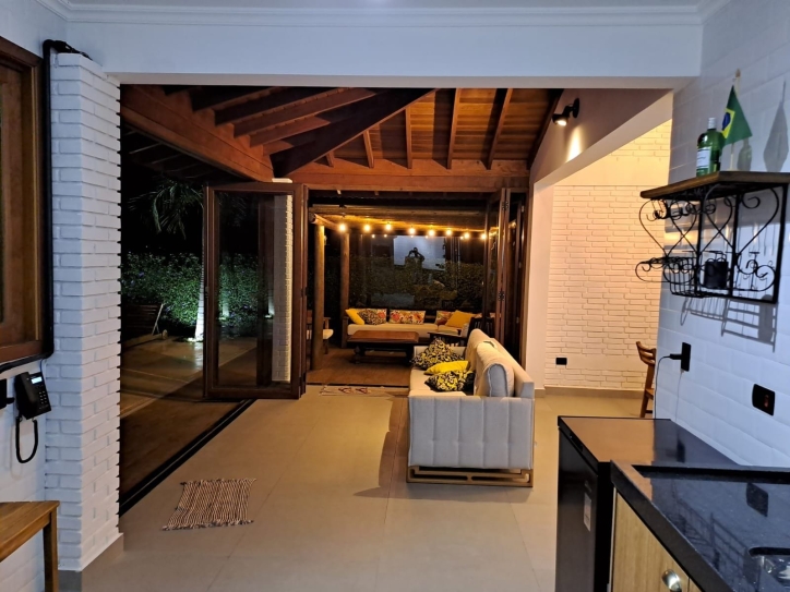 Casa de Condomínio à venda com 3 quartos, 150m² - Foto 3