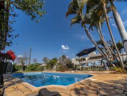 Casa em condomínio para Venda em Porangaba - 2