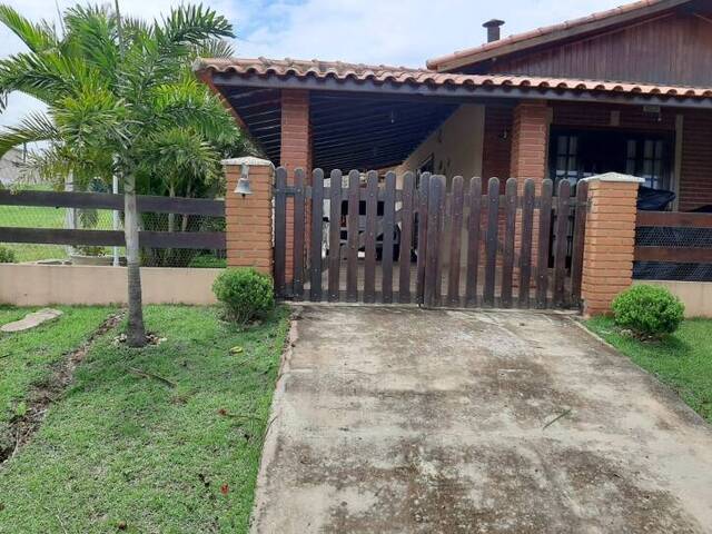 Casa em condomínio para Venda em Porangaba - 2