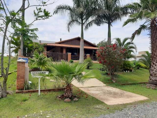 Casa em condomínio para Venda em Porangaba - 1