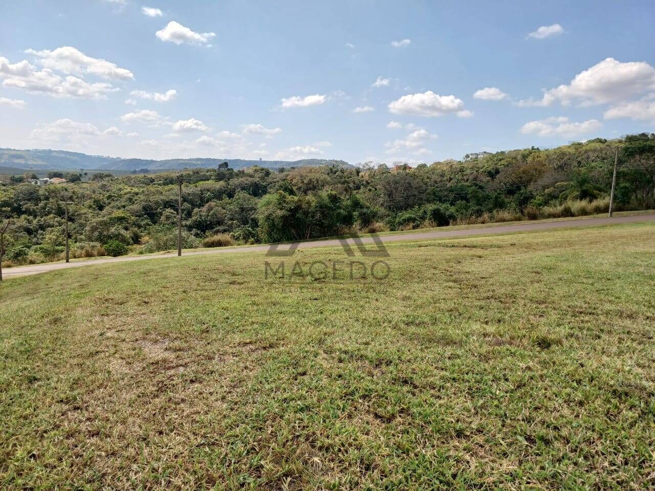 Terreno à venda, 450m² - Foto 1