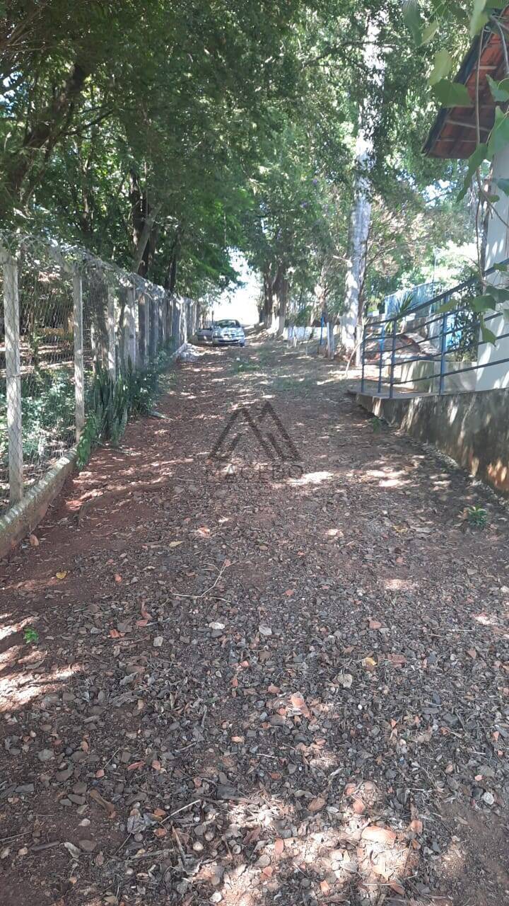 Fazenda à venda com 3 quartos, 10000m² - Foto 2