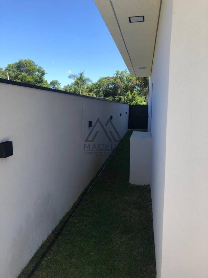 Sobrado à venda com 3 quartos, 200m² - Foto 31